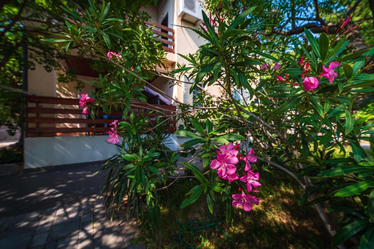 Vacation House Anna Karlobag Exterior foto