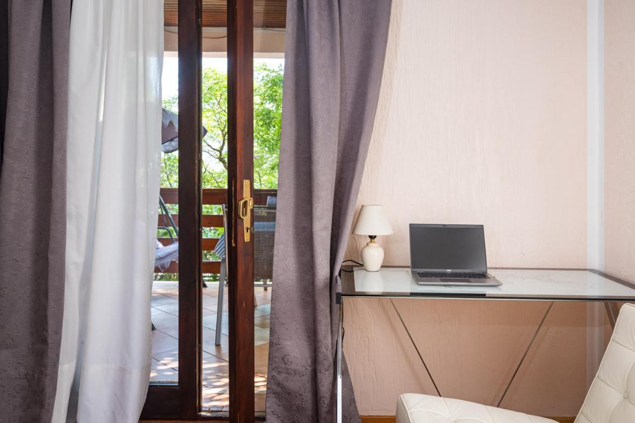 Vacation House Anna Karlobag Exterior foto